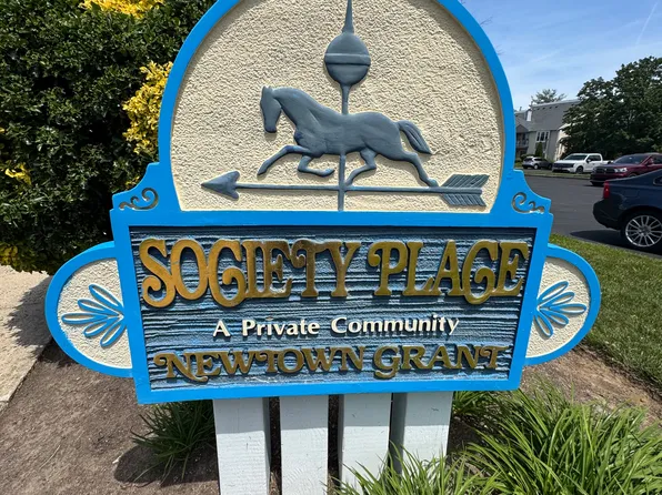 311 Society Pl, Newtown, PA 18940