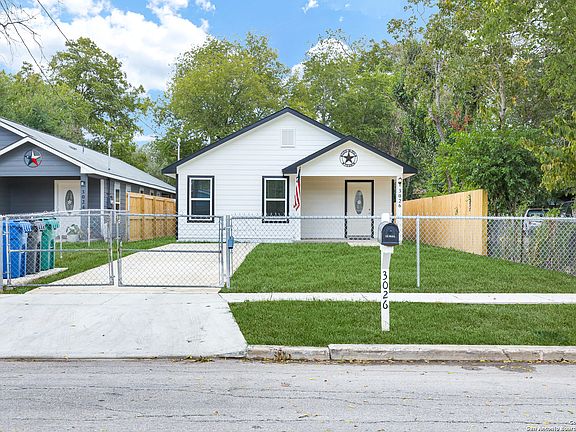 2nd image of 3026 Chihuahua St
