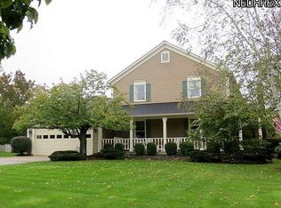 34312 Summerset Dr, Solon, OH 44139