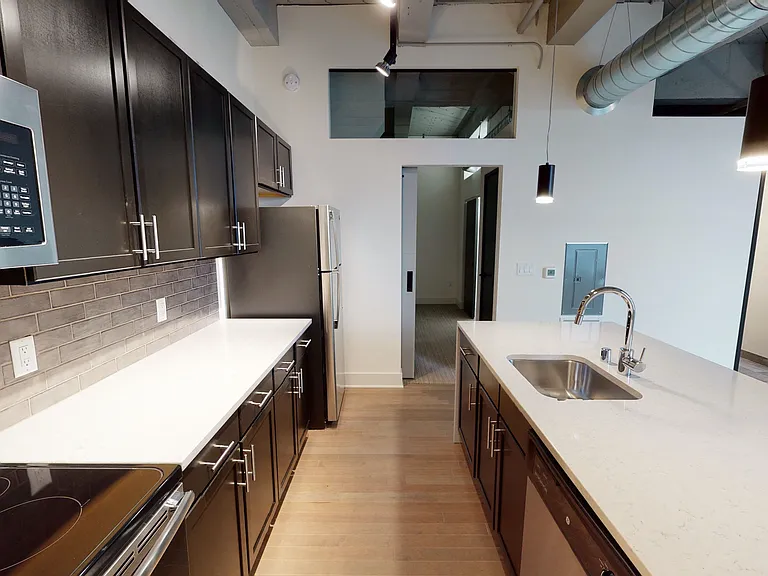 Maxwell Lofts — Photo 61