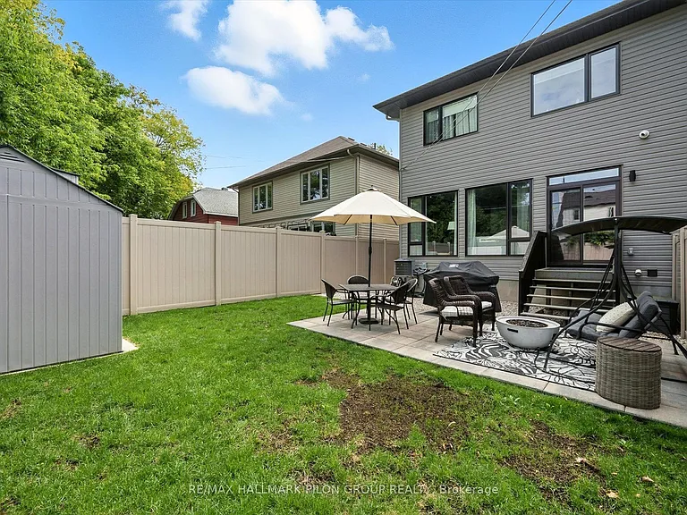 559 Mutual St — Photo 26