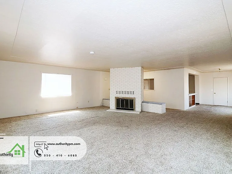 1830 Rosaline Ave — Photo 4