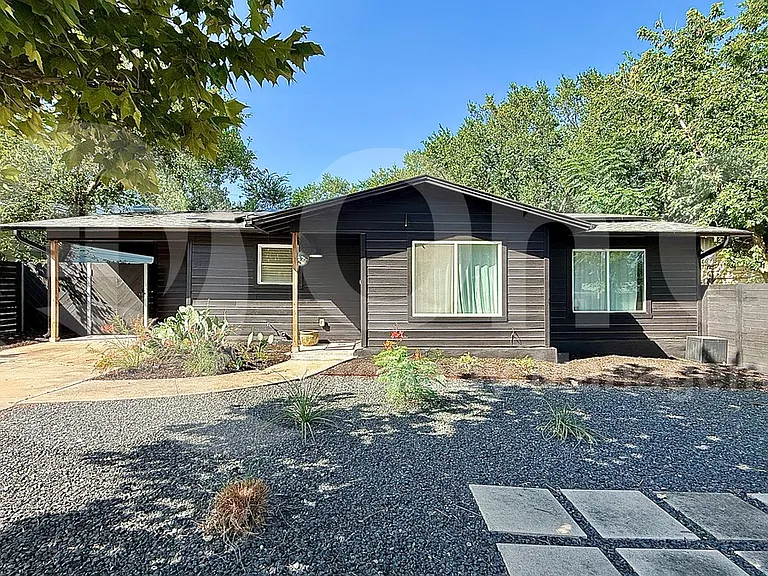 5504 Northdale Dr — Photo 1