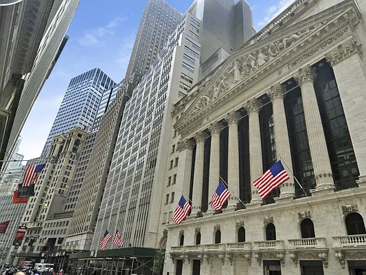 Sold by Sotheby's International Realty | media 26