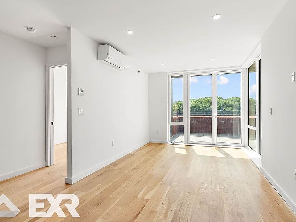 1st image of 105 Rogers Ave #609