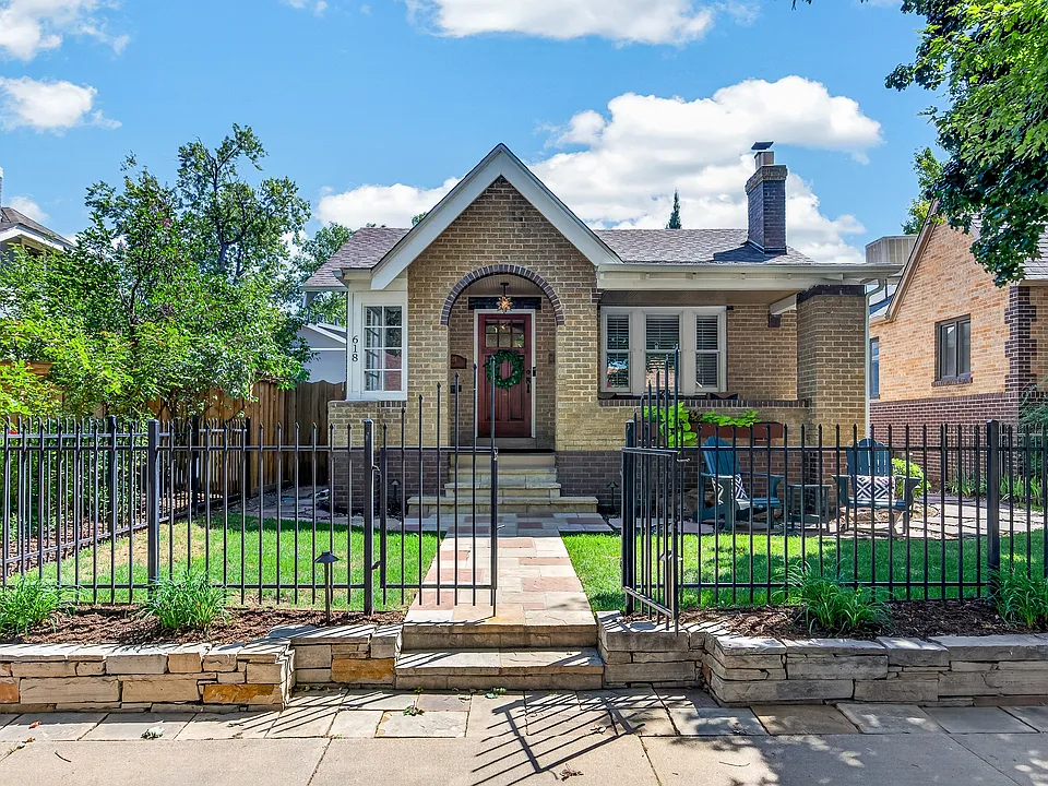 618 S Vine St