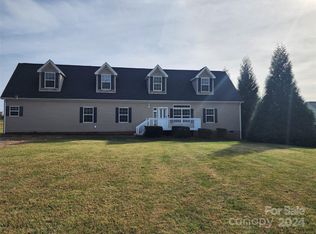 129 Burning Ln, Stony Point, NC 28678