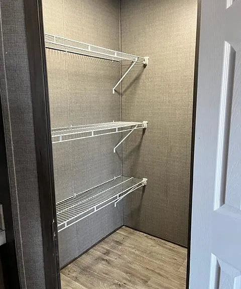 Walk in pantry
