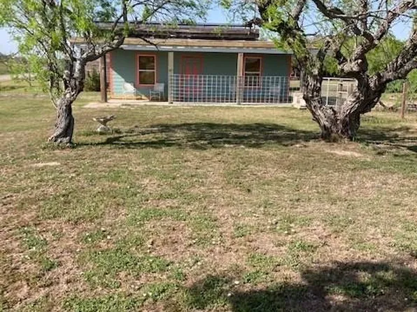 188 S Mesquite Tree Dr, Rockport, TX 78382