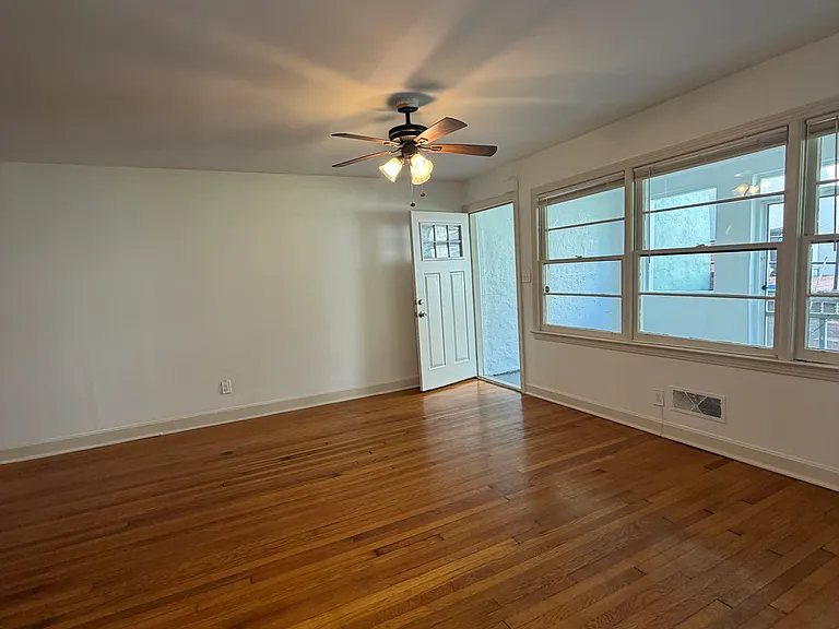 3872 Peakland Pl #B — Photo 3