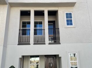 325 Vin Almoradi Ct, El Paso, TX 79912