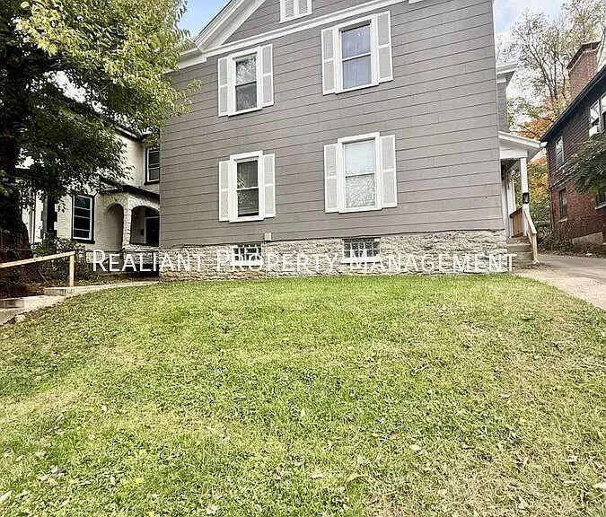 3615 Glenway Ave #2 — Photo 1