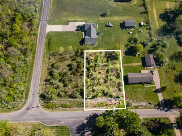 12th Ave, South Haven, MI 49090