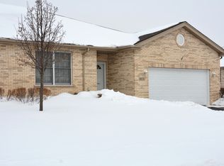 8830 Carn Ave, Mokena, IL 60448