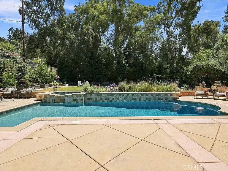 2726 E Riding Way — Photo 49