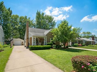 2718 Richards Dr SE, East Grand Rapids, MI