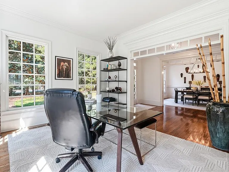 1124 Moores Mill Rd NW — Photo 8