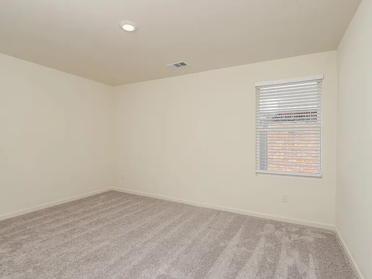 1801 Sandlin Dr — Photo 13