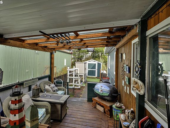 5th image of 3760 Highway 101 Space 4