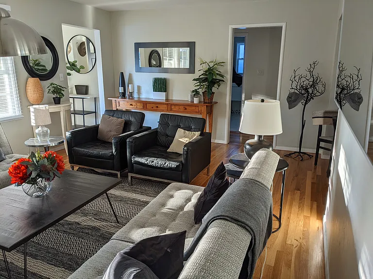 805 Sycamore Dr — Photo 3