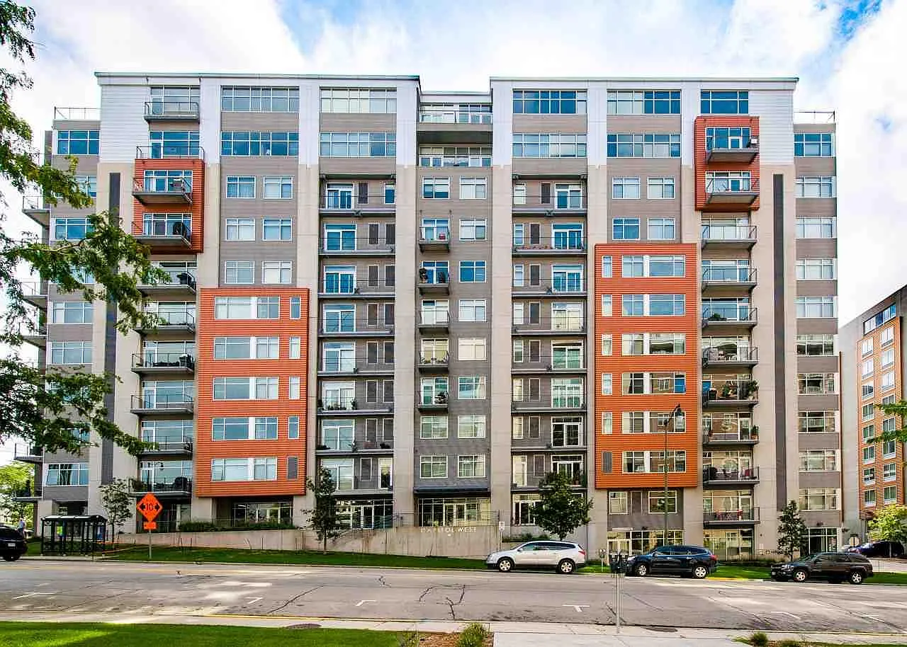 1 bed, 615 sqft, $1,700 — Photo 1