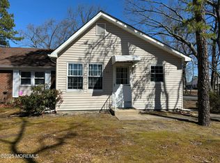 2 Swift Ln #A, Manchester Township, NJ 08759