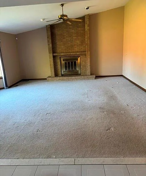 586 Dresden Pl — Photo 2