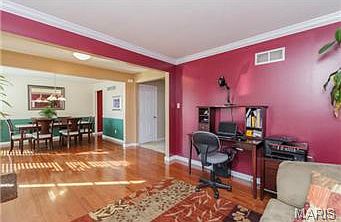 3rd image of 5781 Birchmont Place Dr