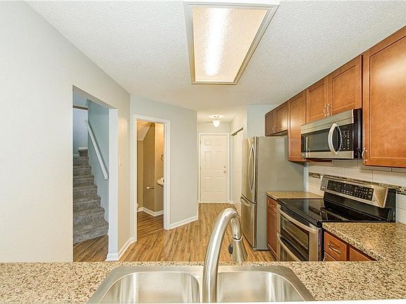 4th image of 4469 Redcliff North Ln