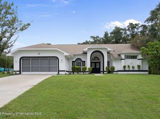 201 Oak Lake Dr, Spring Hill, FL 34608