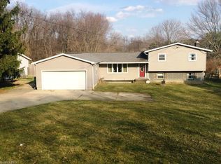 6236 Melody Rd NE, Canton, OH 44721