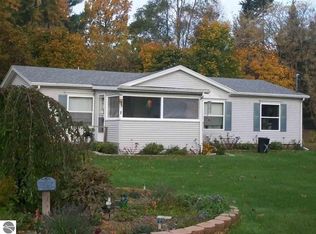 1219 Plum St, Alma, MI 48801