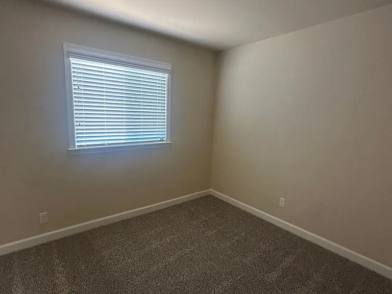 4309 Ross Ave — Photo 29