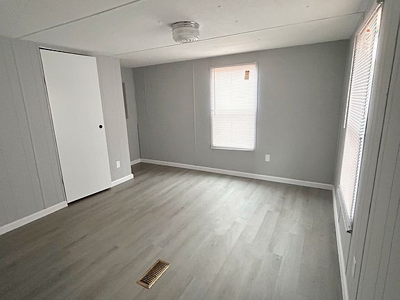 2nd image of 306 Pipeline Rd