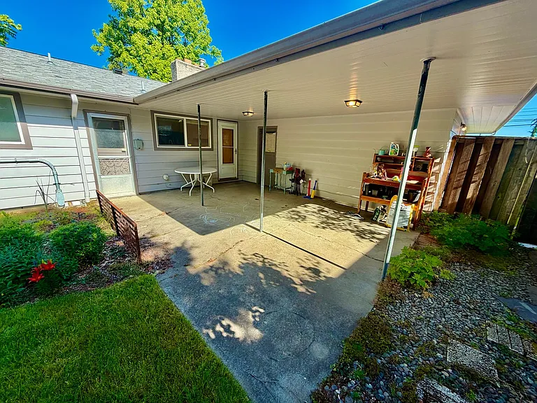 1712 SE 104th Ave — Photo 51