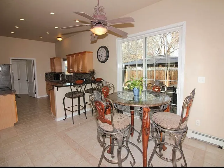 2252 Pine Terrace Ct — Photo 17