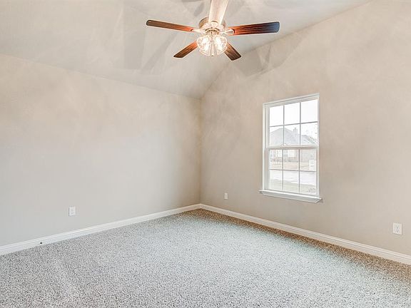 4th image of 203 Bayless Ave