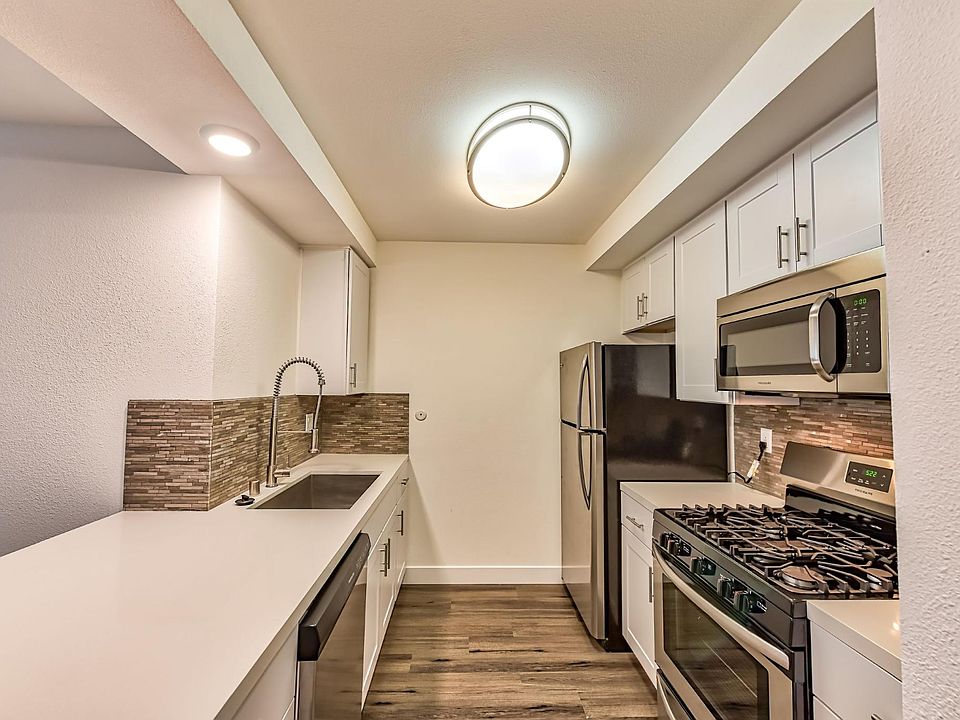 1st image of 349 S Lafayette Park Pl #133