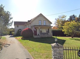 597 Chapin St, Ludlow, MA 01056