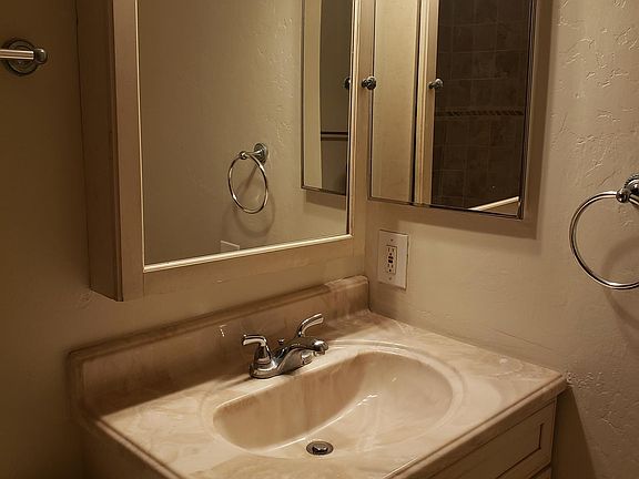 5th image of 8182 Calle Nueva
