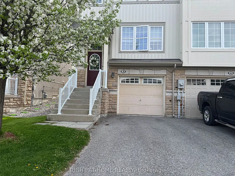 36 Farmstead Dr — Photo 4