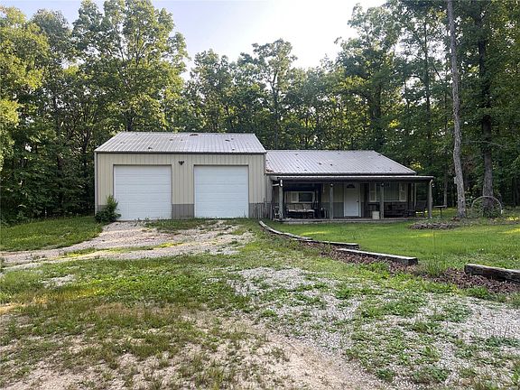 2nd image of 555 County Road 5352