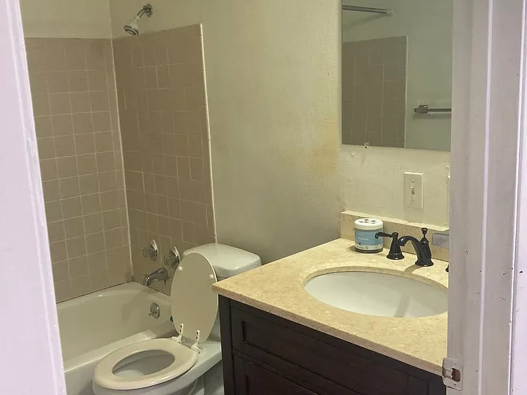406 Griffin St #A — Photo 18