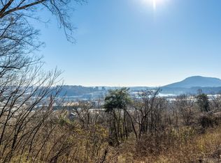 175 Whitehall Rd, Chattanooga, TN 37405