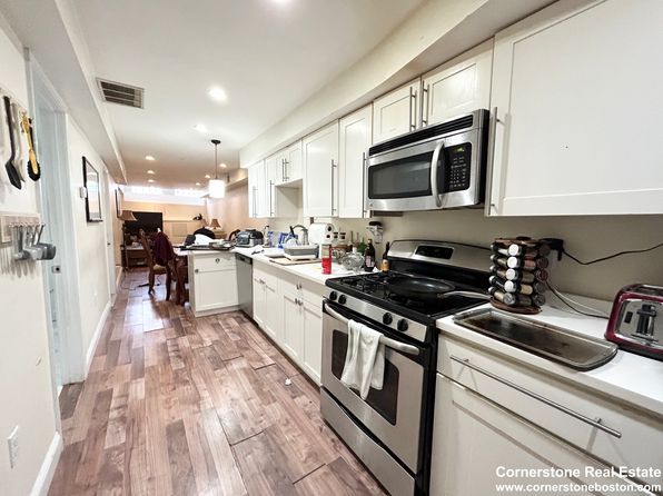 (undisclosed Address)