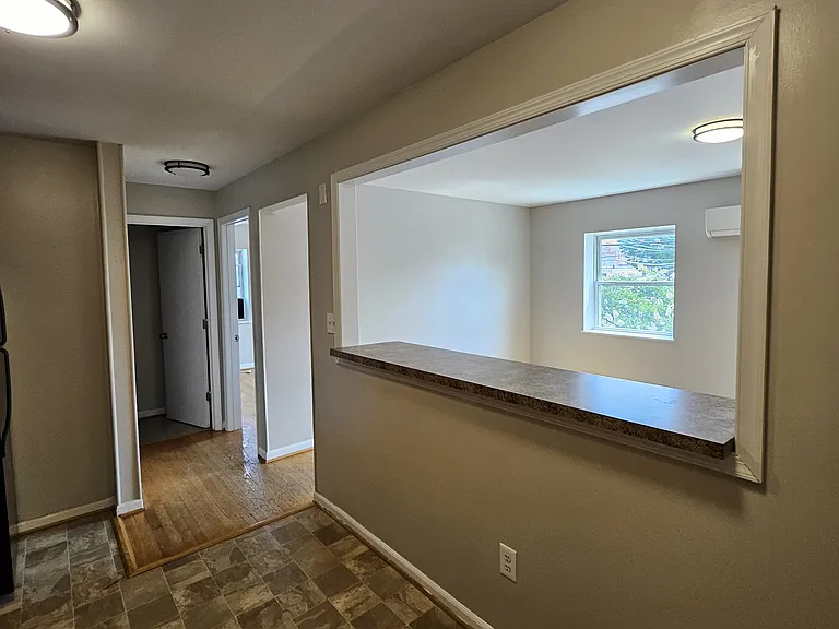 701 3rd St SW #3 — Photo 5