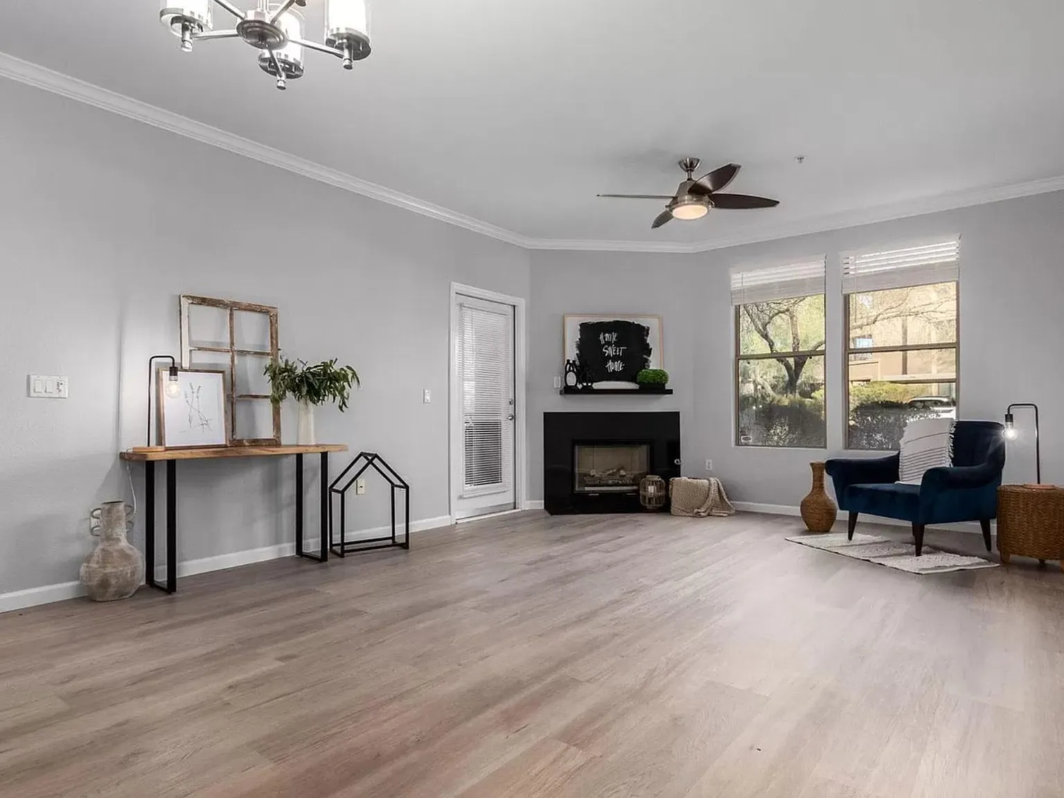 3 bed, 1326 sqft, $2,800 — Photo 1