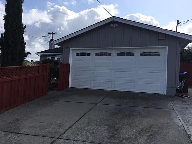 1st image of 2692 Odonnell Dr
