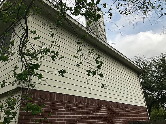4th image of 17043 Samsarah Cir