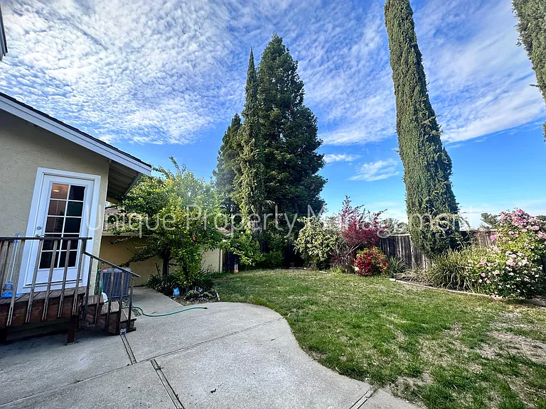 2991 Sombrero Cir — Photo 12